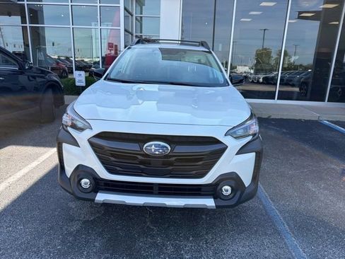Used 2024 Subaru Outback Limited AWD/4WD image 2