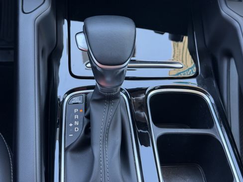 Certified 2025 Kia Telluride S FWD image 27