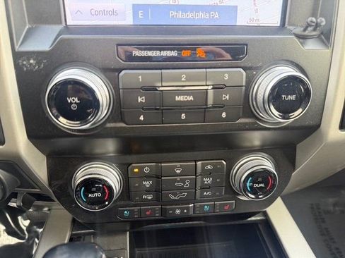 Used 2020 Ford F150 Lariat w/ Equipment Group 502A Luxury image 24