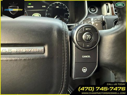 Used 2016 Land Rover Range Rover HSE image 24