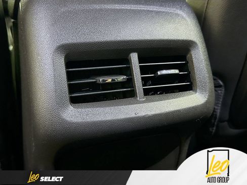 Used 2021 GMC Terrain SLT AWD/4WD image 27