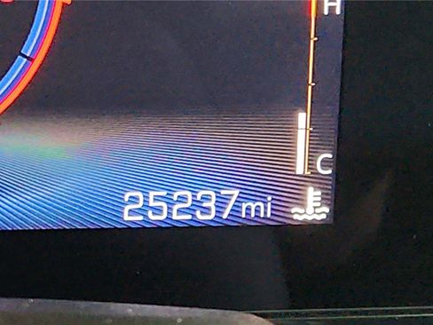 Used 2024 Chevrolet Trax LT image 28