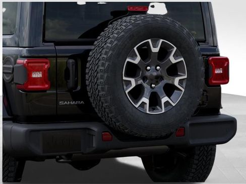 New 2026 Jeep Wrangler Unlimited Sahara AWD/4WD image 13