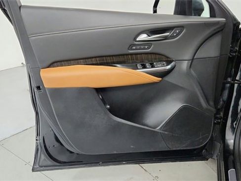 Certified 2023 Cadillac XT4 Sport image 11