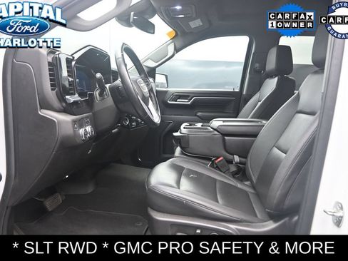 Used 2025 GMC Sierra 1500 SLT RWD image 9