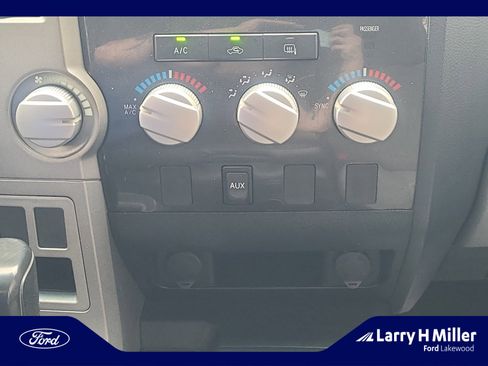 Used 2013 Toyota Tundra 4x4 Double Cab image 29