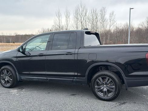 Used 2018 Honda Ridgeline Sport image 11