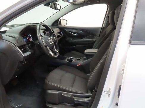 Used 2024 GMC Terrain SLE image 14