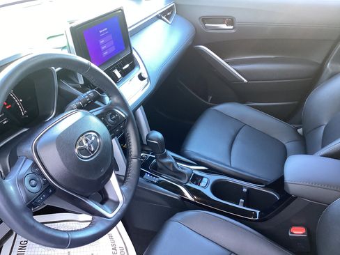 Certified 2023 Toyota Corolla Cross XLE w/ Convenience Package image 24