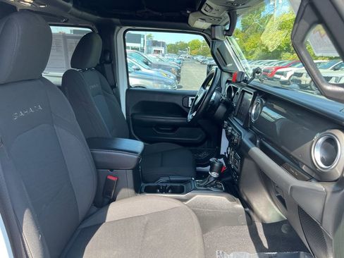 Used 2023 Jeep Wrangler Sahara w/ Cold Weather Group image 52