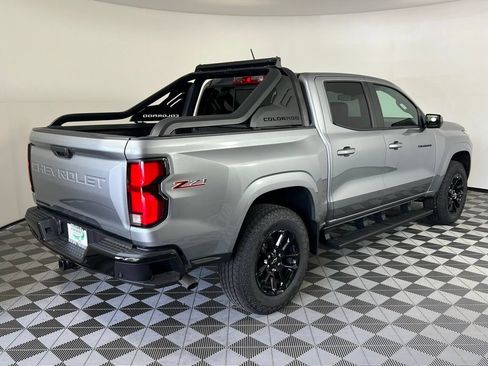 New 2025 Chevrolet Colorado Z71 w/ Midnight Edition AWD/4WD image 10