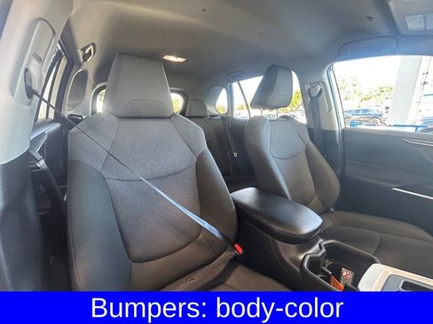Used 2025 Toyota RAV4 XLE image 27