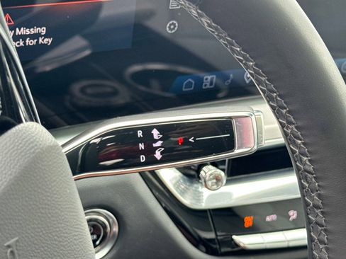 Certified 2024 Cadillac Lyriq Luxury image 5