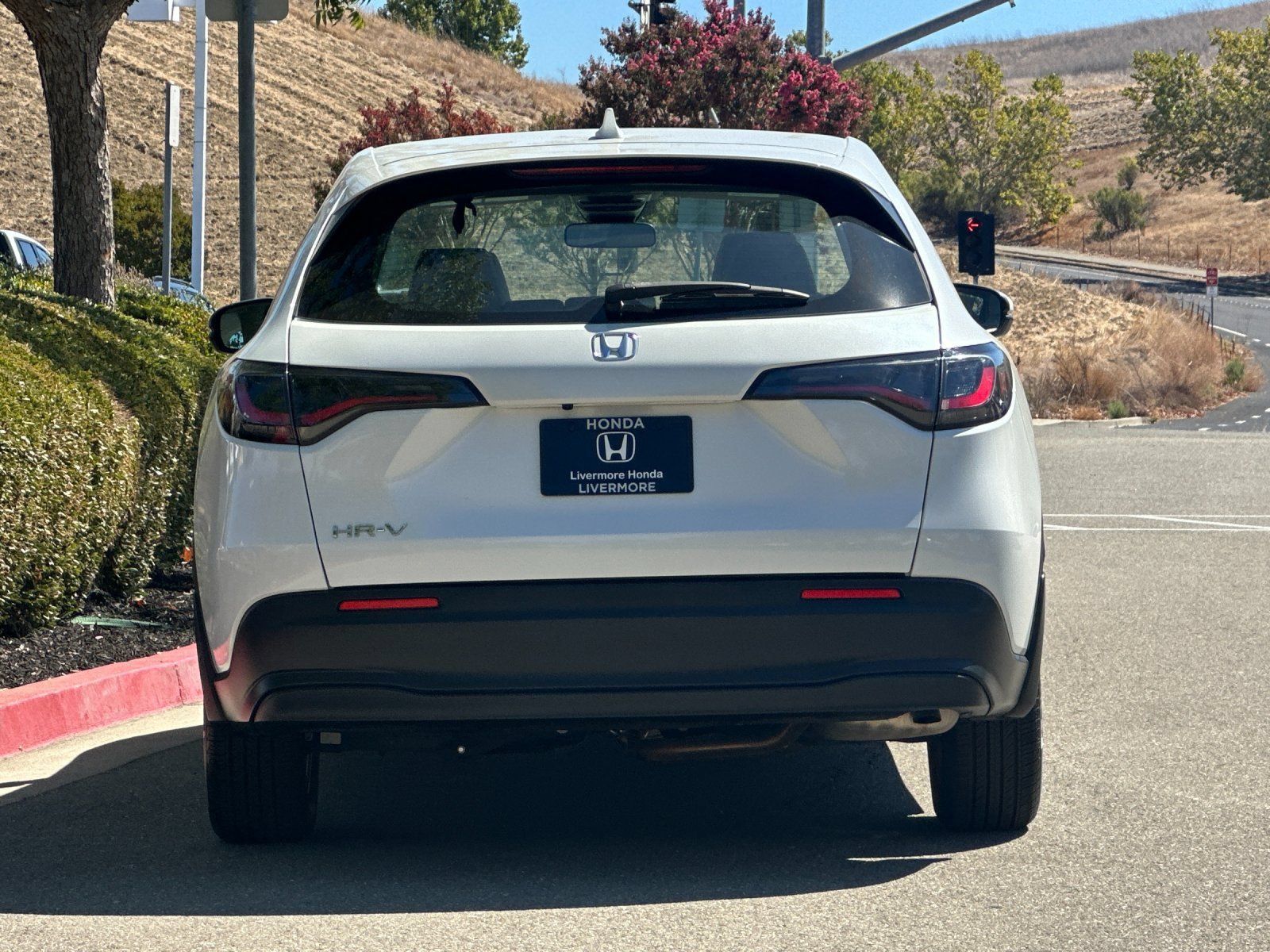 Used 2023 Honda HR-V LX image 5