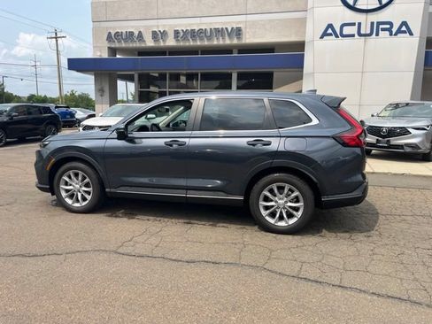 Used 2023 Honda CR-V EX-L image 6