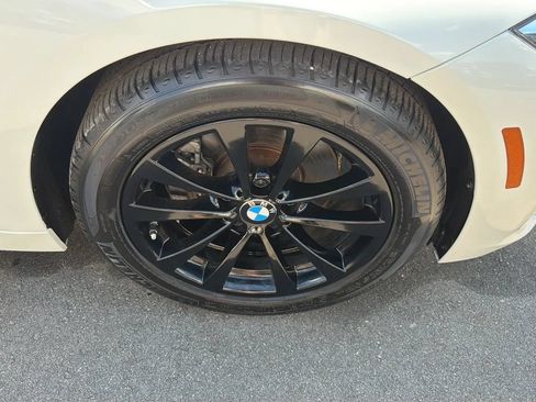 Used 2018 BMW 320i xDrive Sedan w/ Convenience Package AWD/4WD image 10