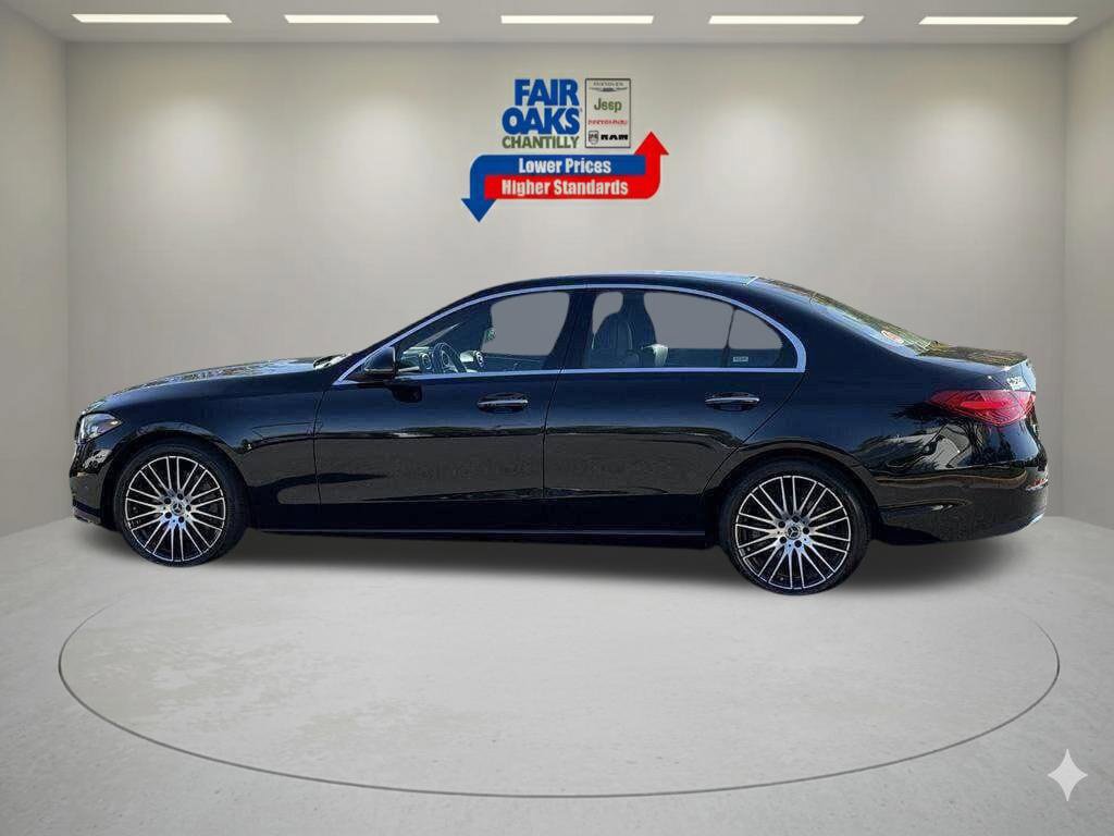 Used 2025 Mercedes-Benz C 300 4MATIC Sedan image 10