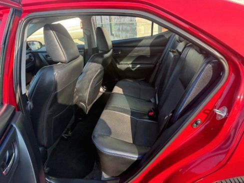 Used 2017 Toyota Corolla SE FWD image 11