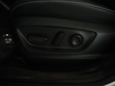 Certified 2021 Toyota Prius Prime XLE image 13