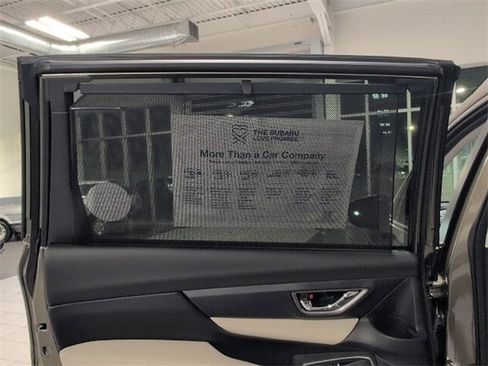 New 2025 Subaru Ascent Limited image 16