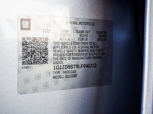 Used 2020 Chevrolet Malibu LT image 43