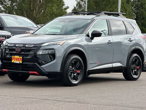 Used 2025 Nissan Rogue SV w/ Rock Creek Premium Package AWD/4WD image 8