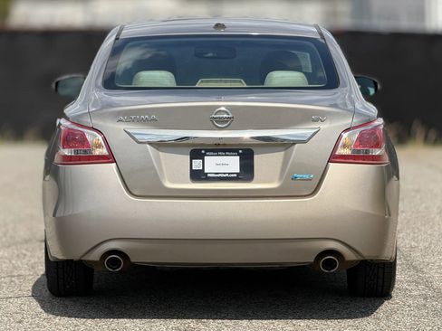 Used 2013 Nissan Altima 2.5 SV w/ 2.5SV Convenience Pkg image 4