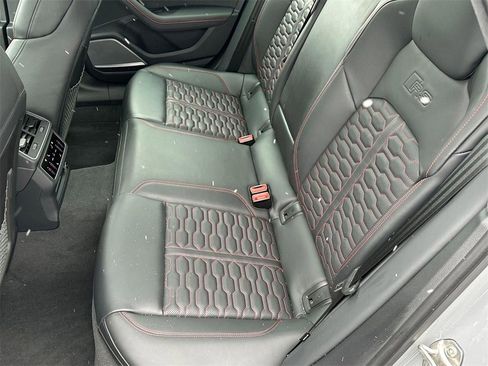 Used 2025 Audi RS 6 performance image 29