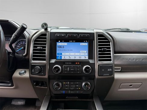 Certified 2019 Ford F350 Limited image 12