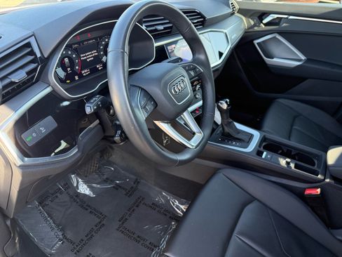 Used 2025 Audi Q3 2.0T Premium image 13
