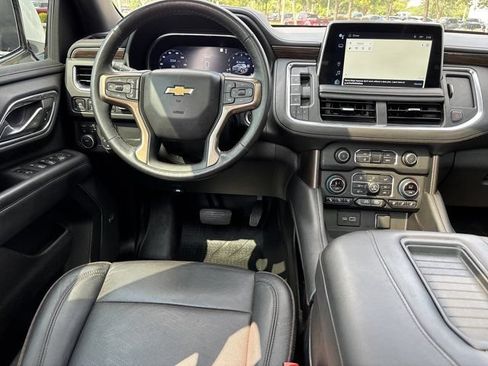 Used 2022 Chevrolet Tahoe High Country w/ Premium Package 2 AWD/4WD image 20