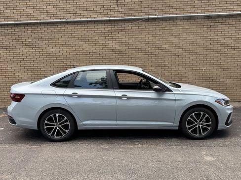 New 2026 Volkswagen Jetta Sport FWD image 4