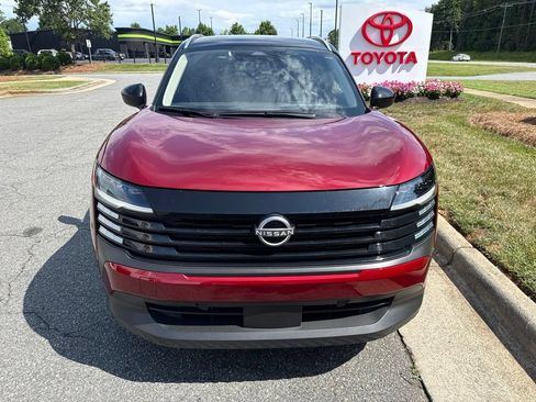 Used 2026 Nissan Kicks SV FWD image 3