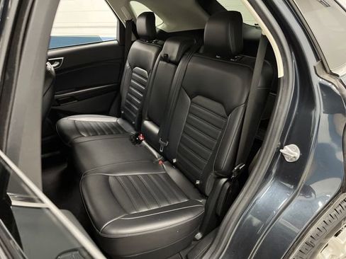 Used 2022 Ford Edge SEL w/ Convenience Package image 33