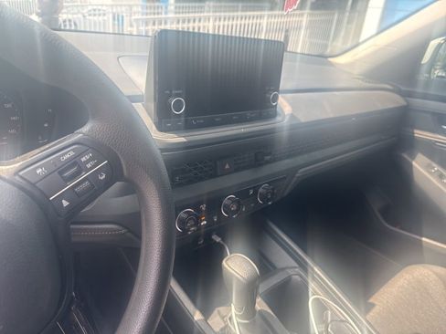 Used 2025 Honda Accord LX image 18