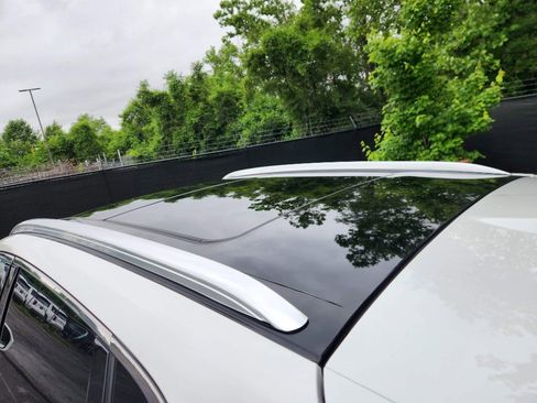 Certified 2022 Lincoln Nautilus Reserve image 24