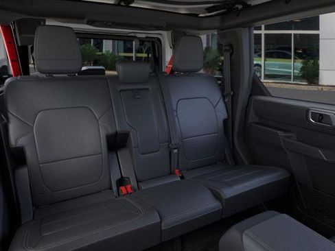 Used 2026 Ford Bronco Badlands AWD/4WD image 36