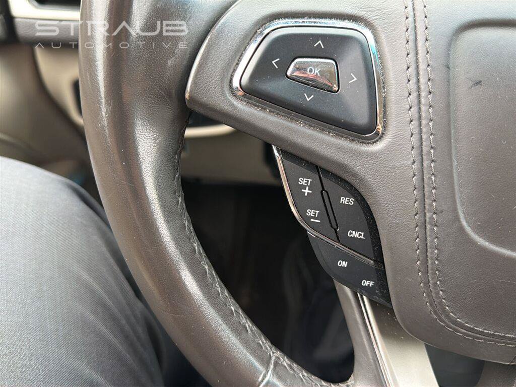 Used 2017 Lincoln MKZ Premiere AWD/4WD image 10