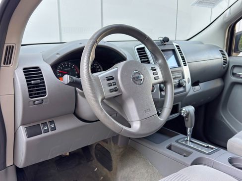 Used 2018 Nissan Frontier S AWD/4WD image 12