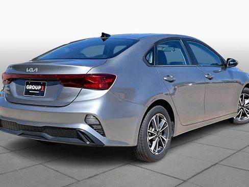 Used 2022 Kia Forte LXS image 13