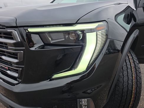 New 2026 GMC Acadia AT4 w/ Luxury Package image 34