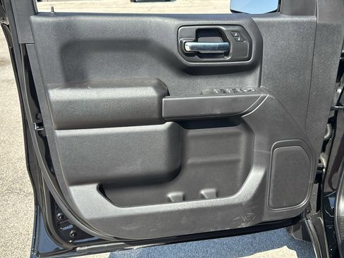 New 2026 Chevrolet Silverado 1500 Custom w/ LPO, Dark Essentials Package image 8