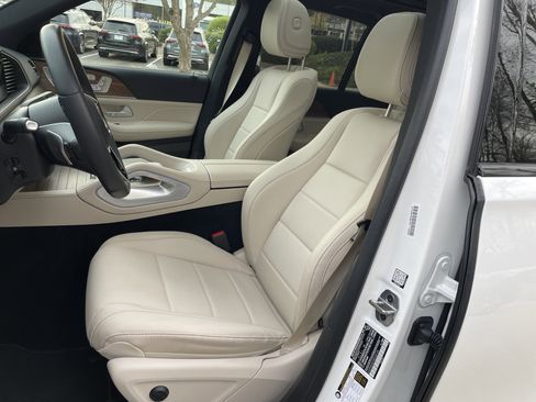 Certified 2025 Mercedes-Benz GLE 450 4MATIC image 20