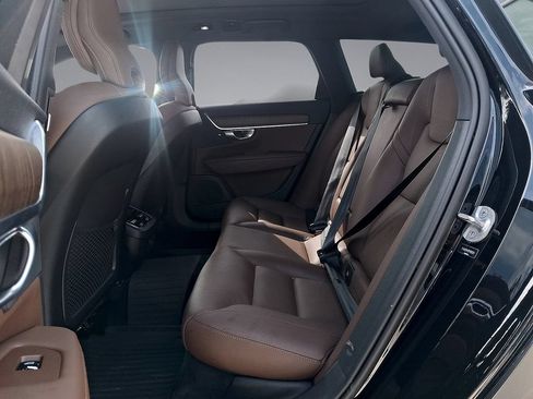 Certified 2024 Volvo V90 B6 Cross Country Plus w/ Protection Package Premier AWD/4WD image 26