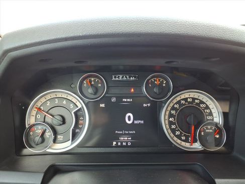 Used 2016 RAM 1500 Lone Star image 25