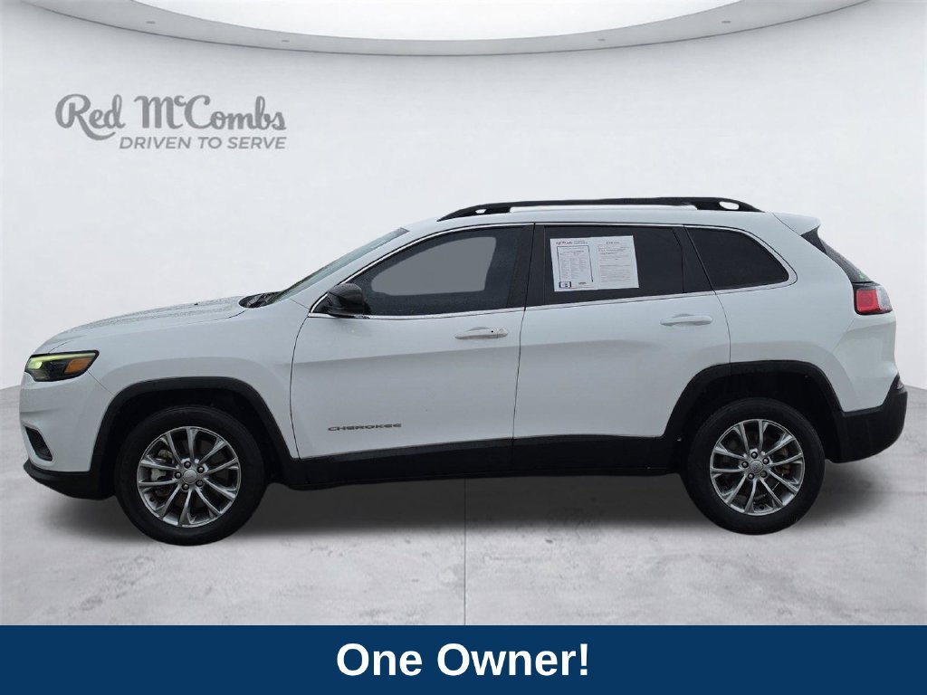 Used 2022 Jeep Cherokee Latitude Lux FWD image 2