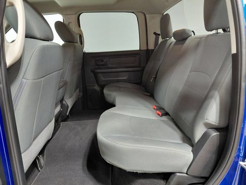 Certified 2018 RAM 1500 Express w/ Express Value Package AWD/4WD image 38