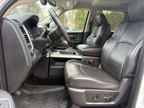 Used 2016 RAM 2500 Laramie image 11