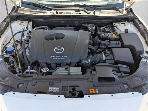 Used 2018 MAZDA MAZDA3 Grand Touring w/ Premium Equipment Package image 22