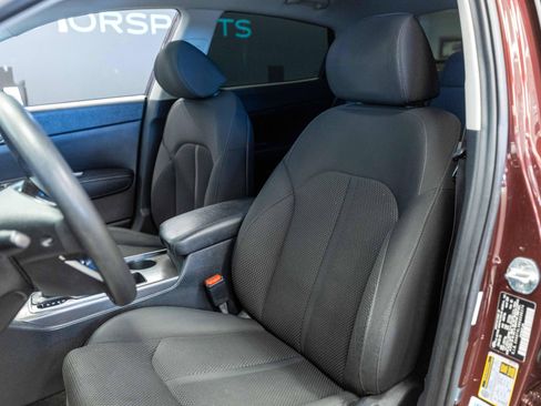 Used 2019 Kia Optima LX FWD image 11